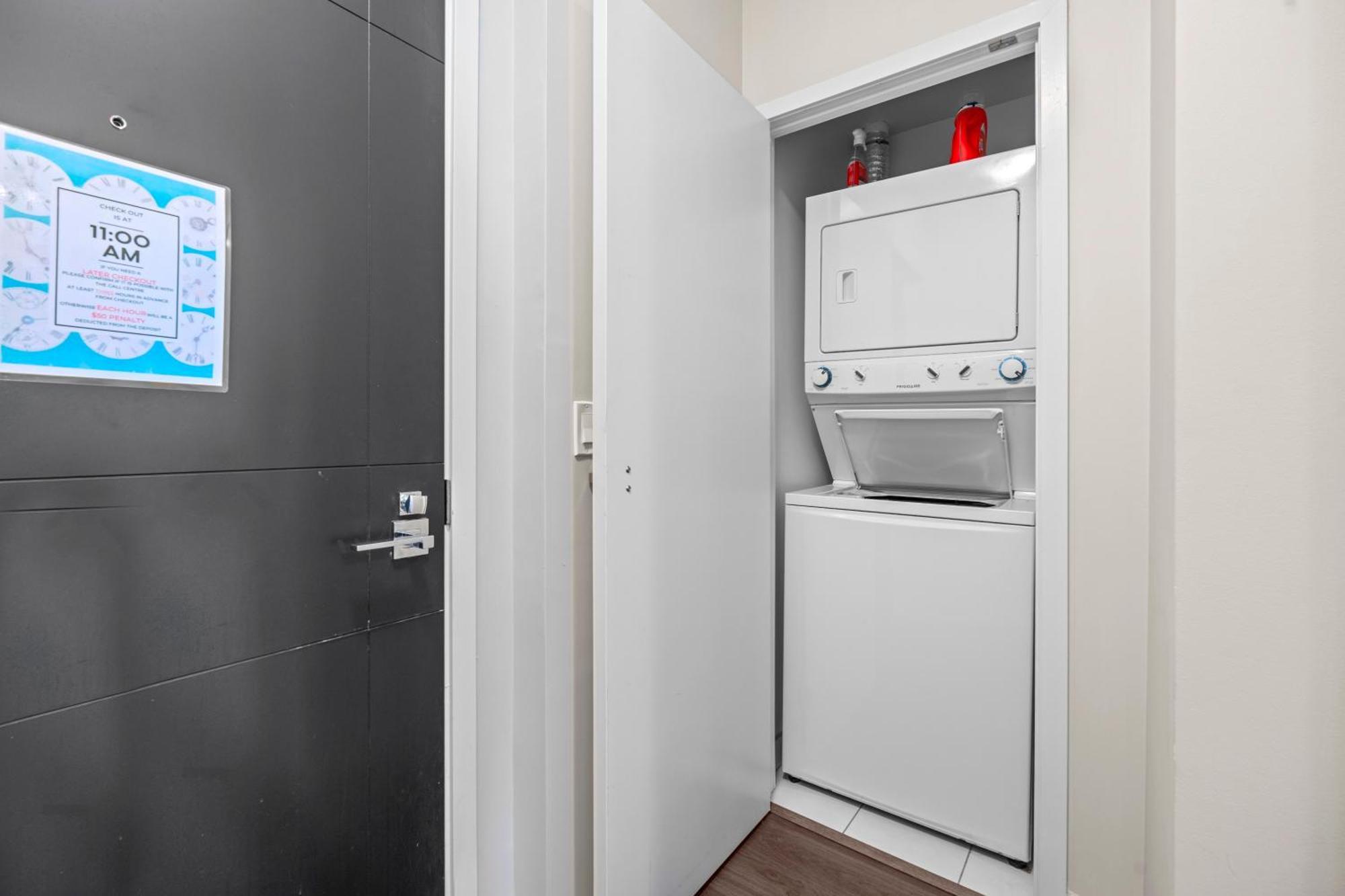 Modern Lillian St Apartments By Globalstay Toronto Exterior foto